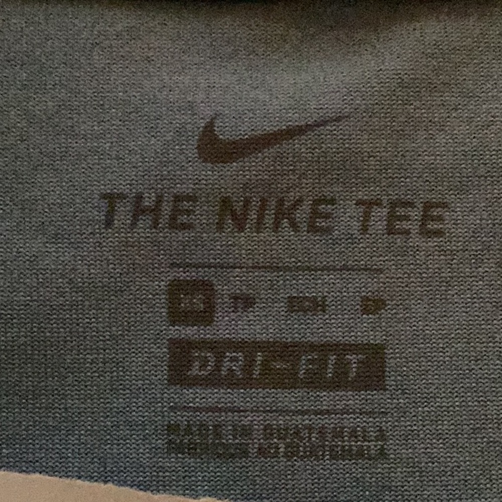 Nike Blue Short Sleeve Tee 🔮 - Picture 3 of 5